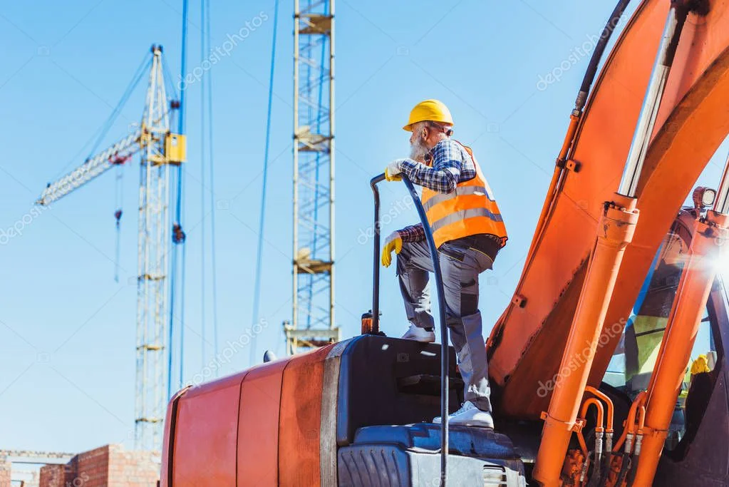Construction site equipment with GPS tracking